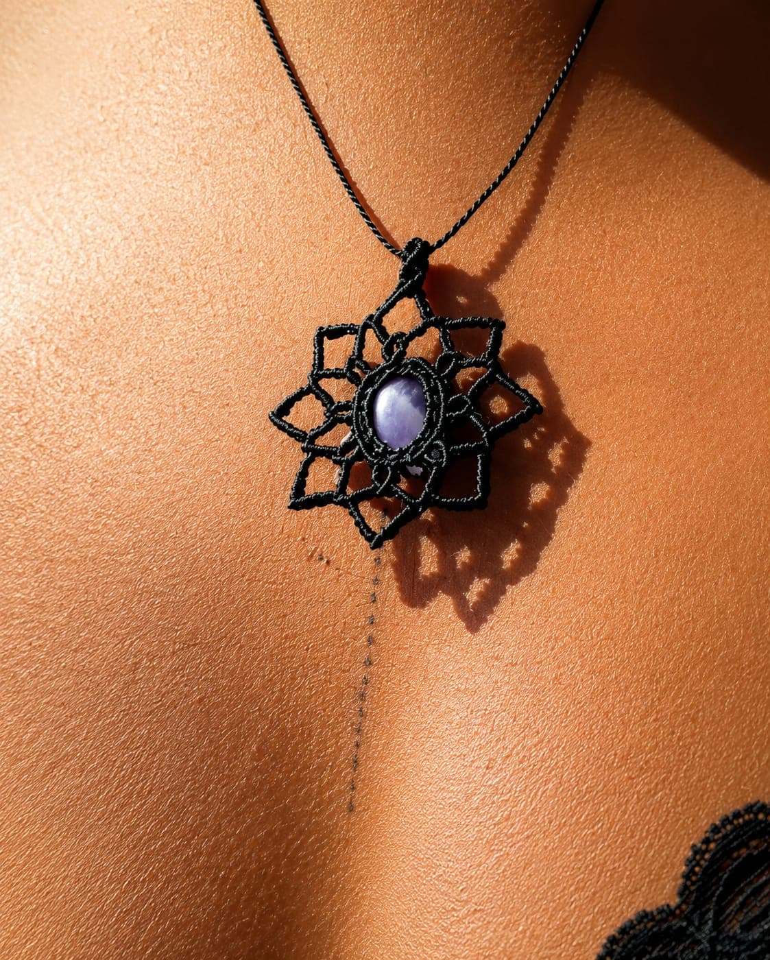 Collar Maeva: amatista, intuición y calma violeta